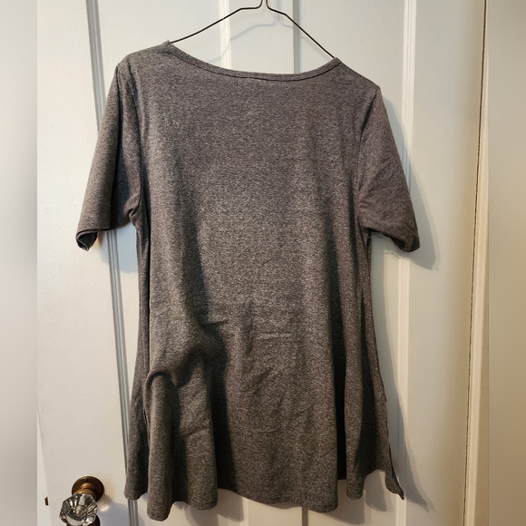 Lularoe Small Perfect T - Picture 3 of 3